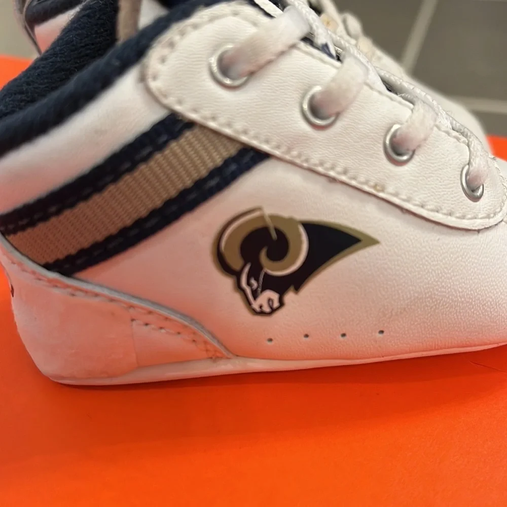 Los Angeles Rams NFL Reebok Infant Baby Crib Shoes Size 1 soft bottoms Sneakers